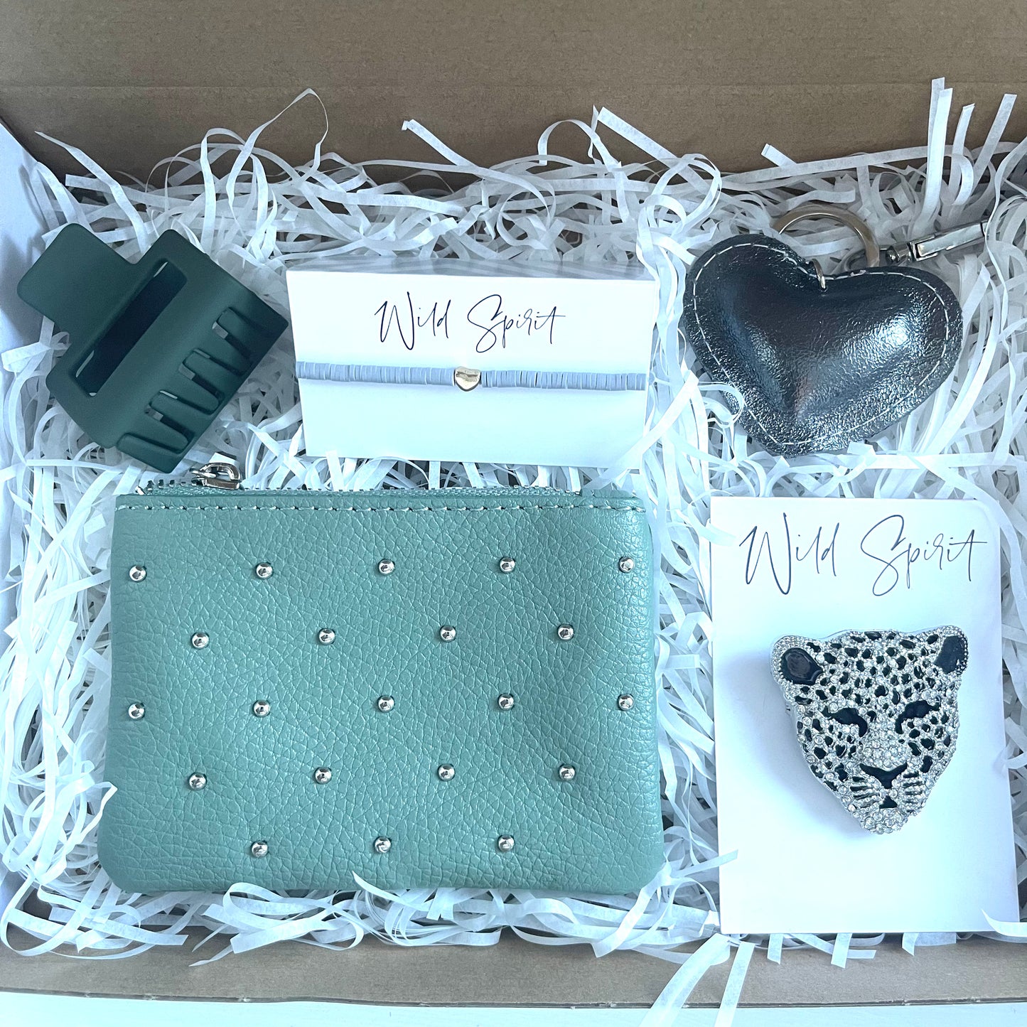 OHBOHO Snow Leopard Gift Box
